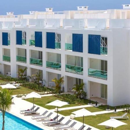 Cana Rock Condos Infinity Pool & Beach Suites Punta Cana Exterior foto